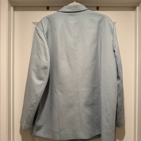 ASOS In The Style Plus x Dani Dyer Light Blue Double Breasted Blazer - Picture 3 of 3